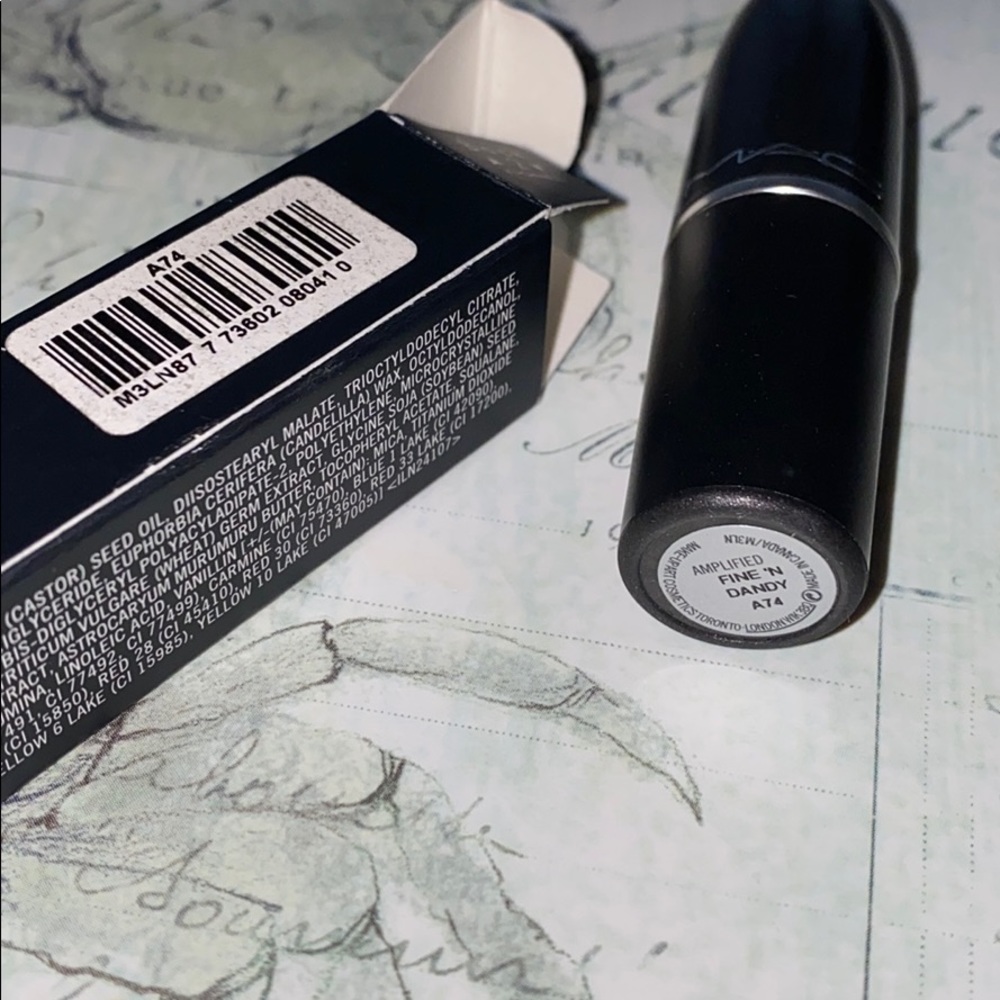 MAC COSMETICS FINE ‘N DANDY Amplified Lipstick HTF - Picture 5 of 6